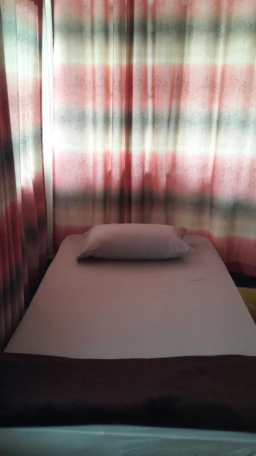 Rose Guest House Чиангмай Екстериор снимка