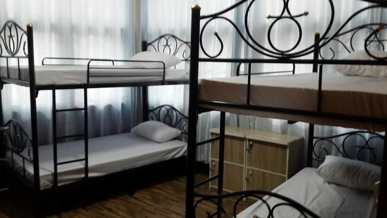 Rose Guest House Чиангмай Екстериор снимка