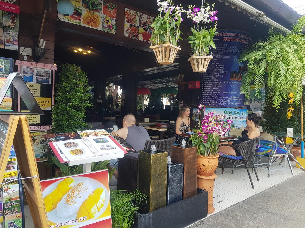 Rose Guest House Чиангмай Екстериор снимка