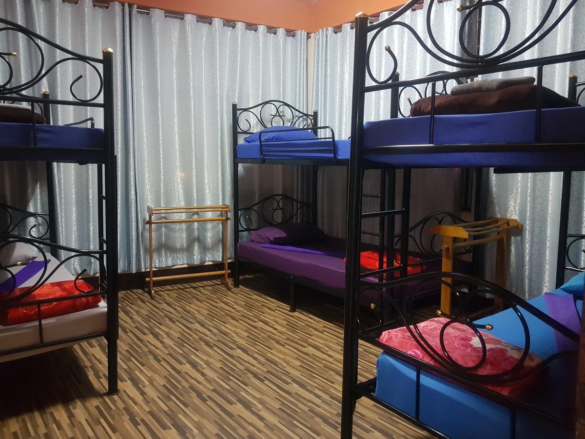 Rose Guest House Чиангмай Екстериор снимка