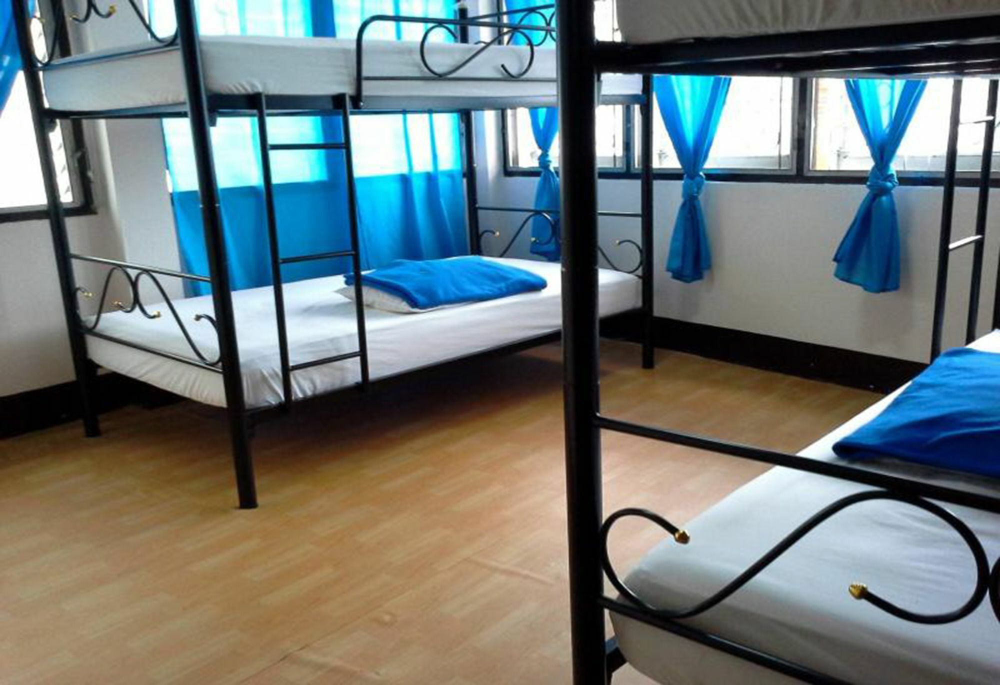 Rose Guest House Чиангмай Екстериор снимка